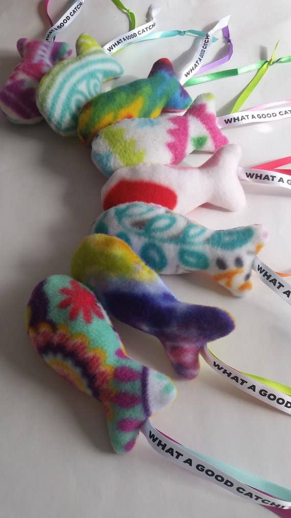 CROCHET KITTY Catnip Fish with Ribbon Streamers