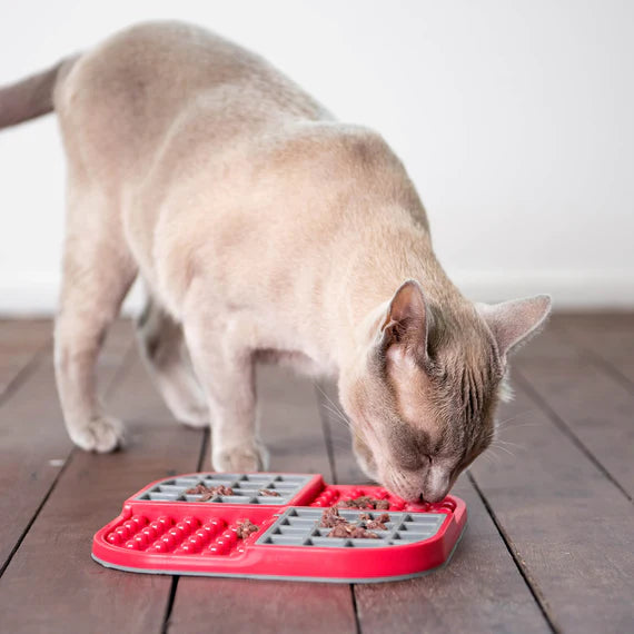 LICKIMAT Slomo Slow Feeder, Red