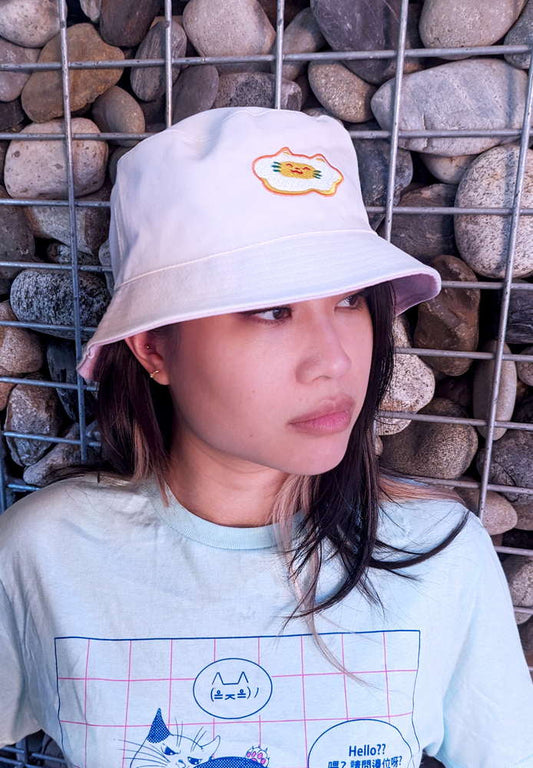 MAOFRIENDS Eggy Cat Reversible Bucket Hat