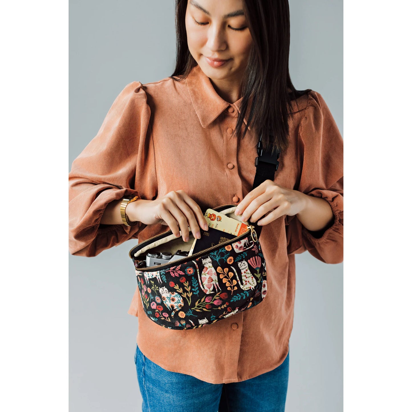 DANICA Catbloom Hip Bag