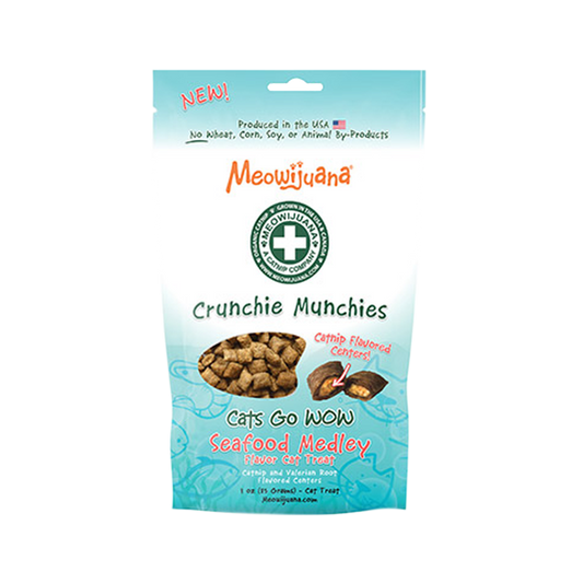 MEOWIJUANA Crunchie Munchie Seafood Medley Treats, 28g