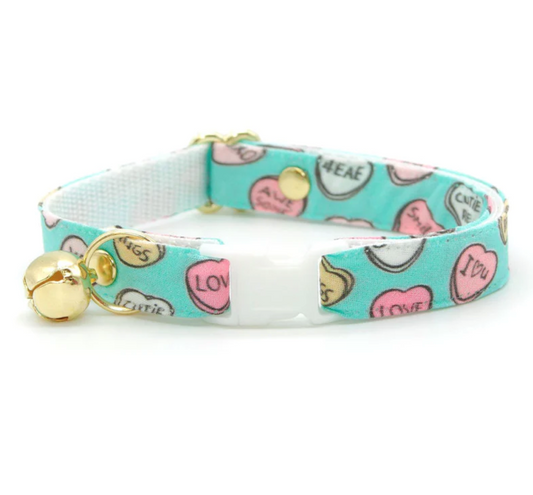 MADE BY CLEO Conversation Hearts Mint Breakaway Collar